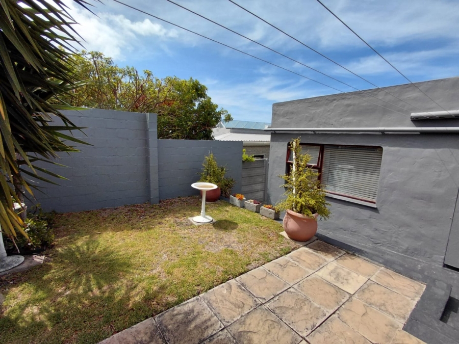 4 Bedroom Property for Sale in Onrus Western Cape